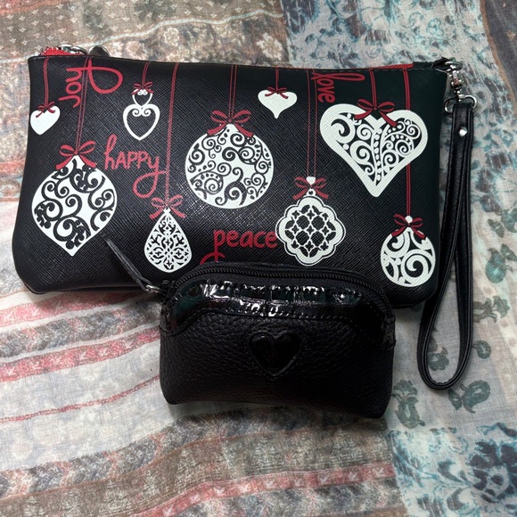 Brighton 2 for 1 Bag set! Holiday Clutch & pebbled/ patent leather coin purse 😁 - Picture 1 of 15